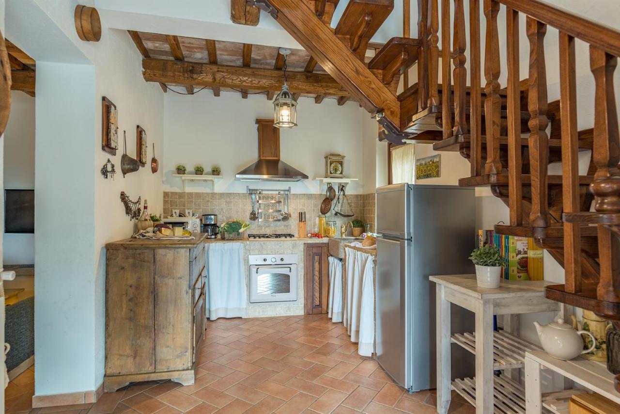 Casale Montegiovi 6, Emma Villas Kültér fotó